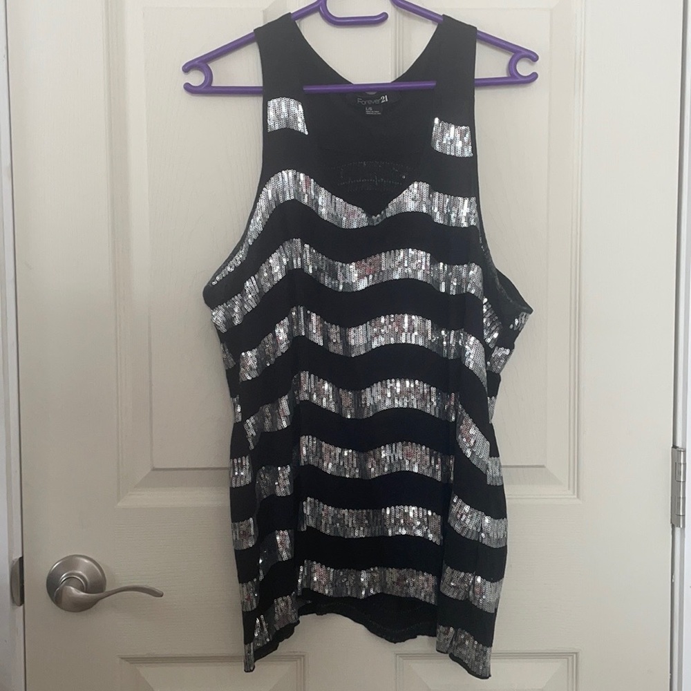 Sequin tank